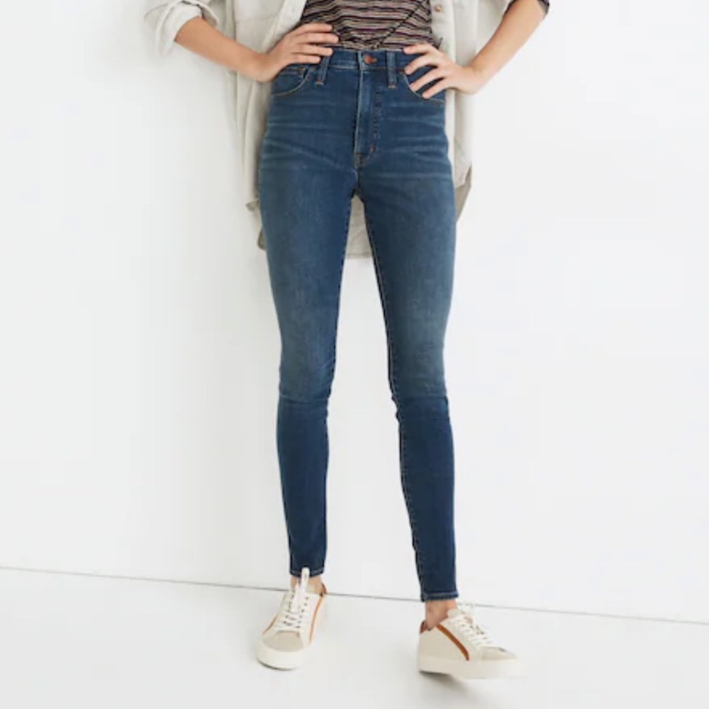 Madewell High-Rise Roadtripper Skinny Jeans in Black